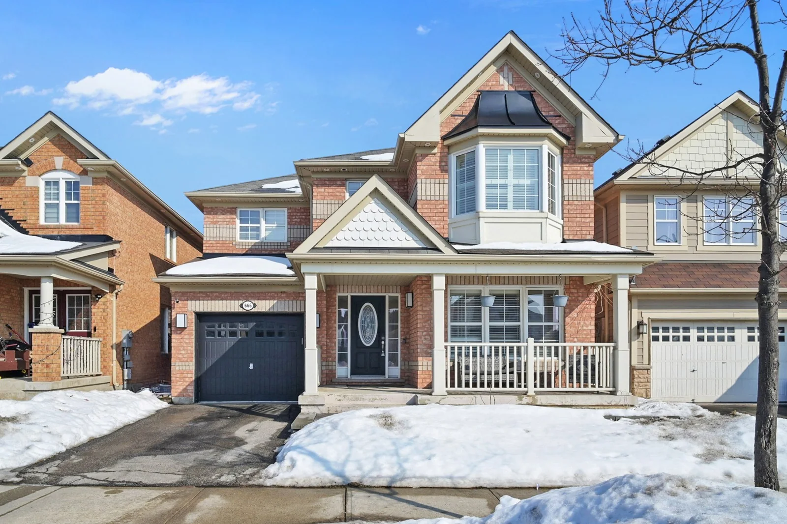665 Savoline Boulevard, Milton